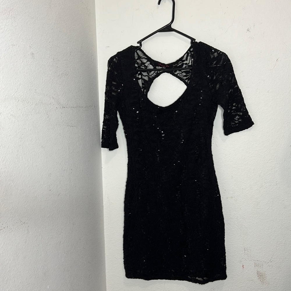 Reign On Medium Black Sequence Midi Dress
